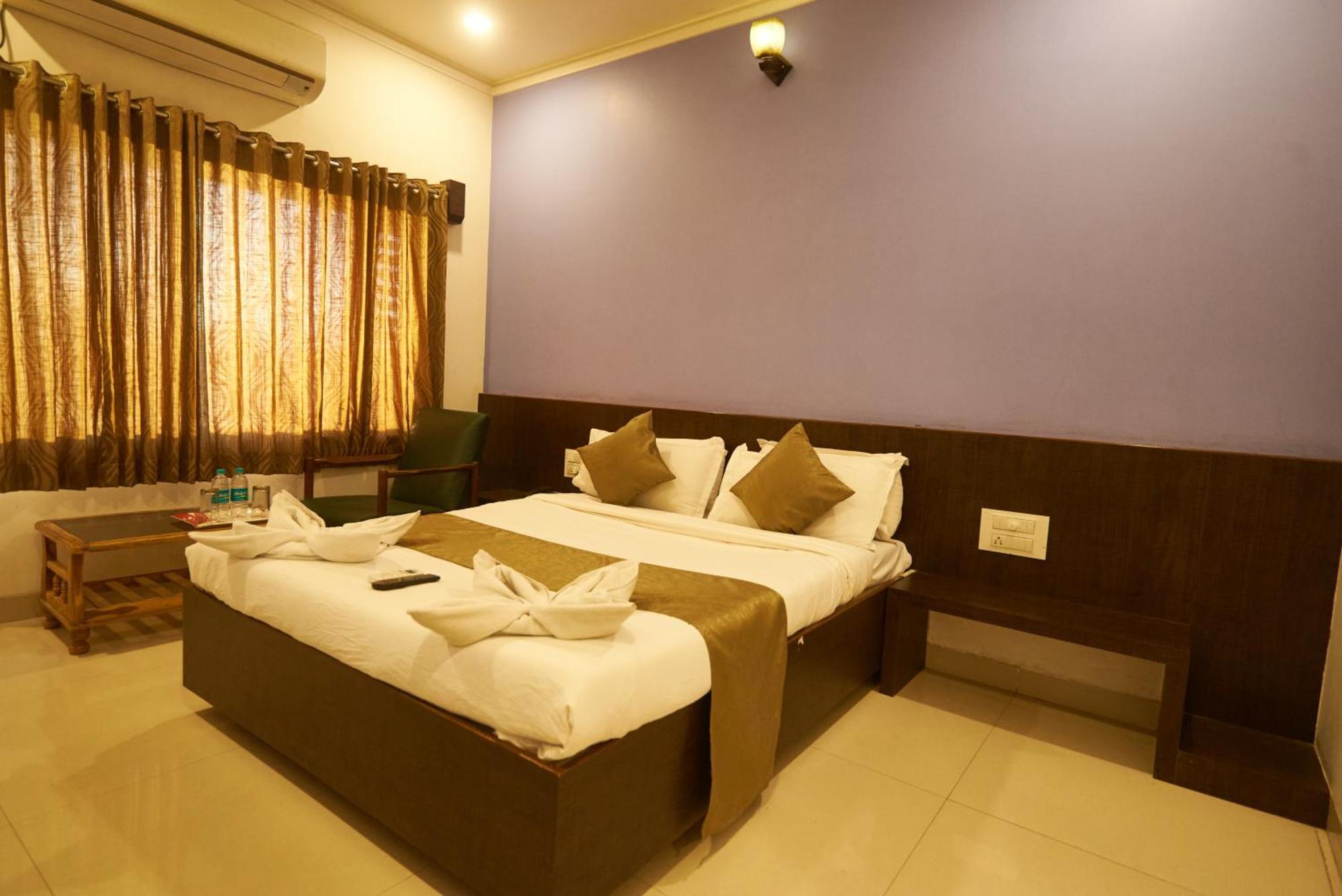 Hotel Pride Inn Shirdi Εξωτερικό φωτογραφία