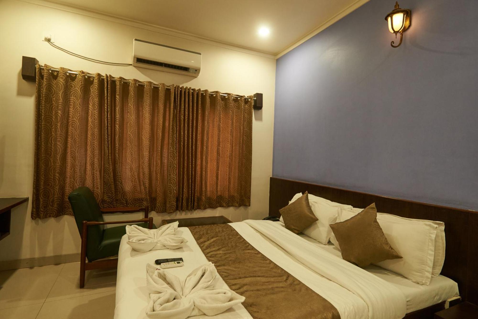 Hotel Pride Inn Shirdi Εξωτερικό φωτογραφία