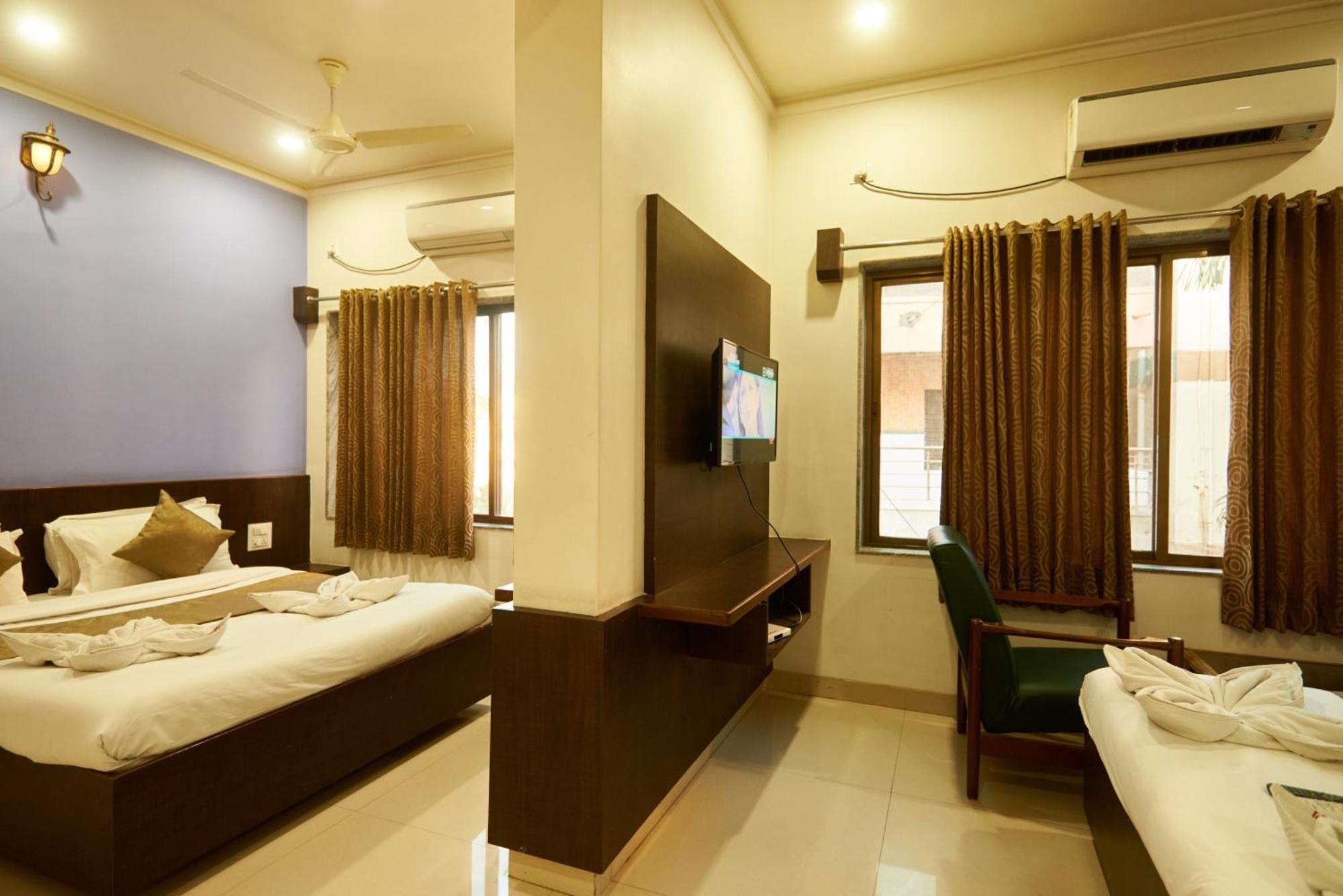 Hotel Pride Inn Shirdi Εξωτερικό φωτογραφία