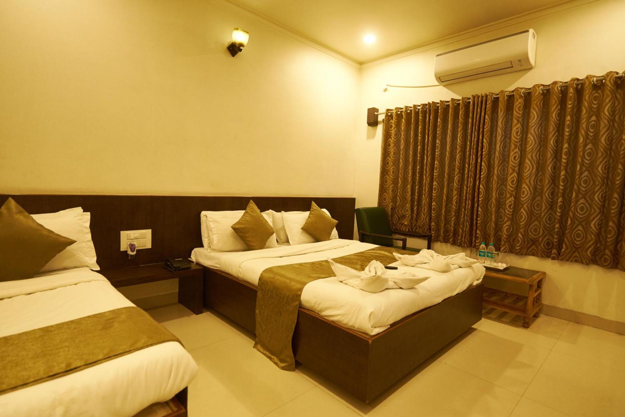Hotel Pride Inn Shirdi Εξωτερικό φωτογραφία